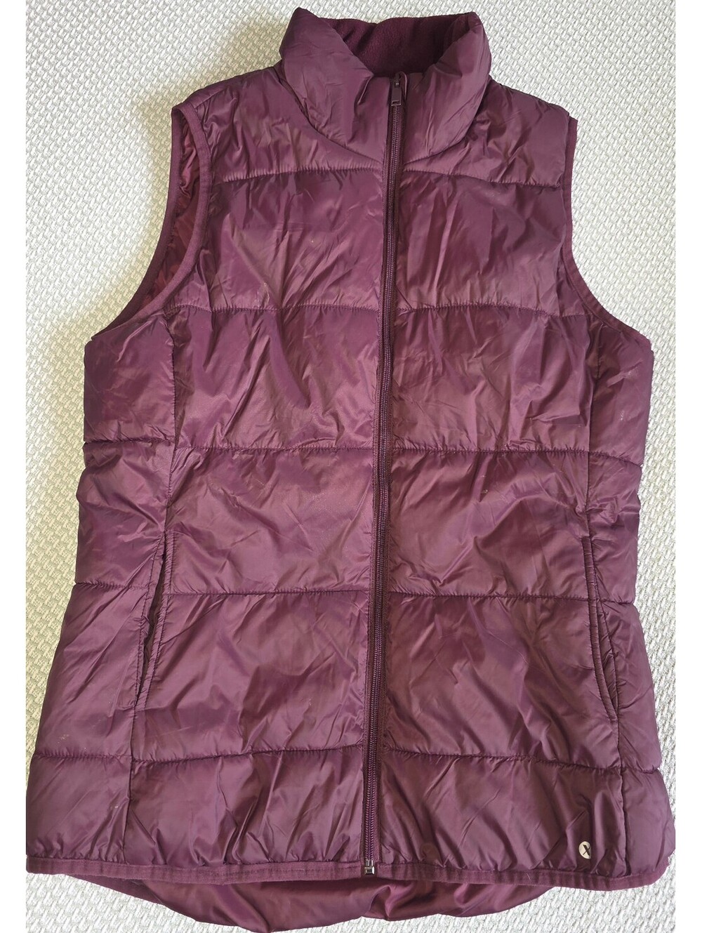 Exertion Burgundy puffer vest size Med